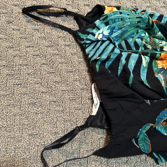 SOLD - Picture 3 of 4